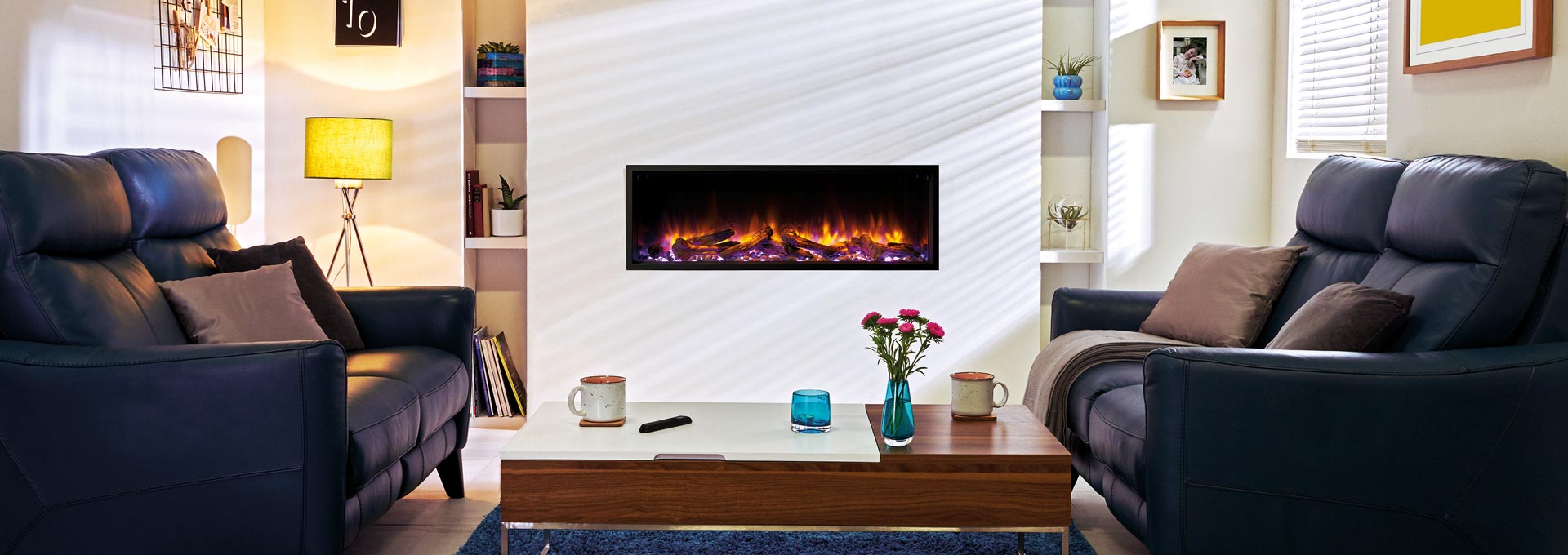 eReflex 105R Inset with Log &amp;amp; Pebble fuel effects